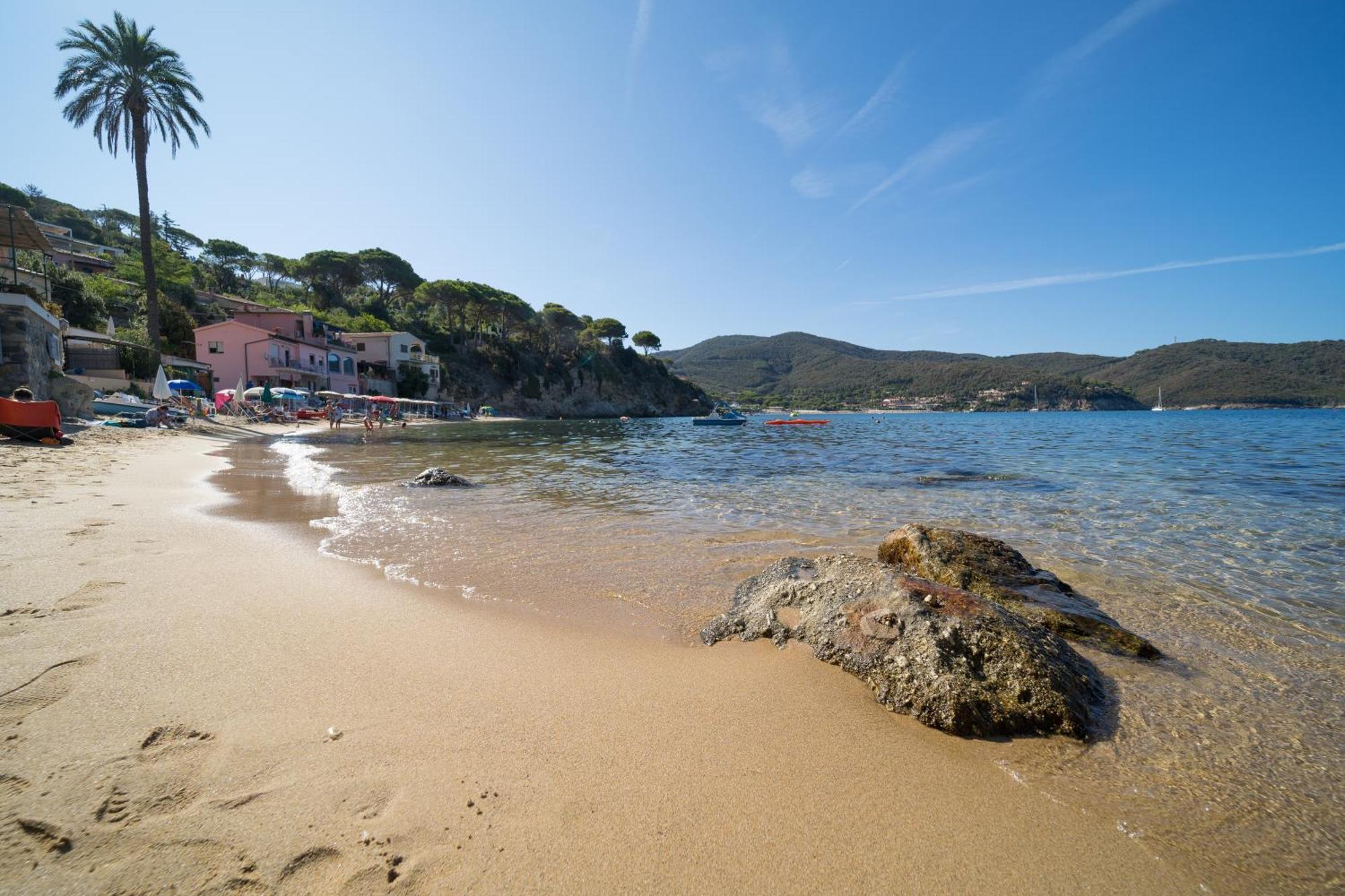 La Terrazza Sul Forno - Goelba Apartment Портоферайо Екстериор снимка