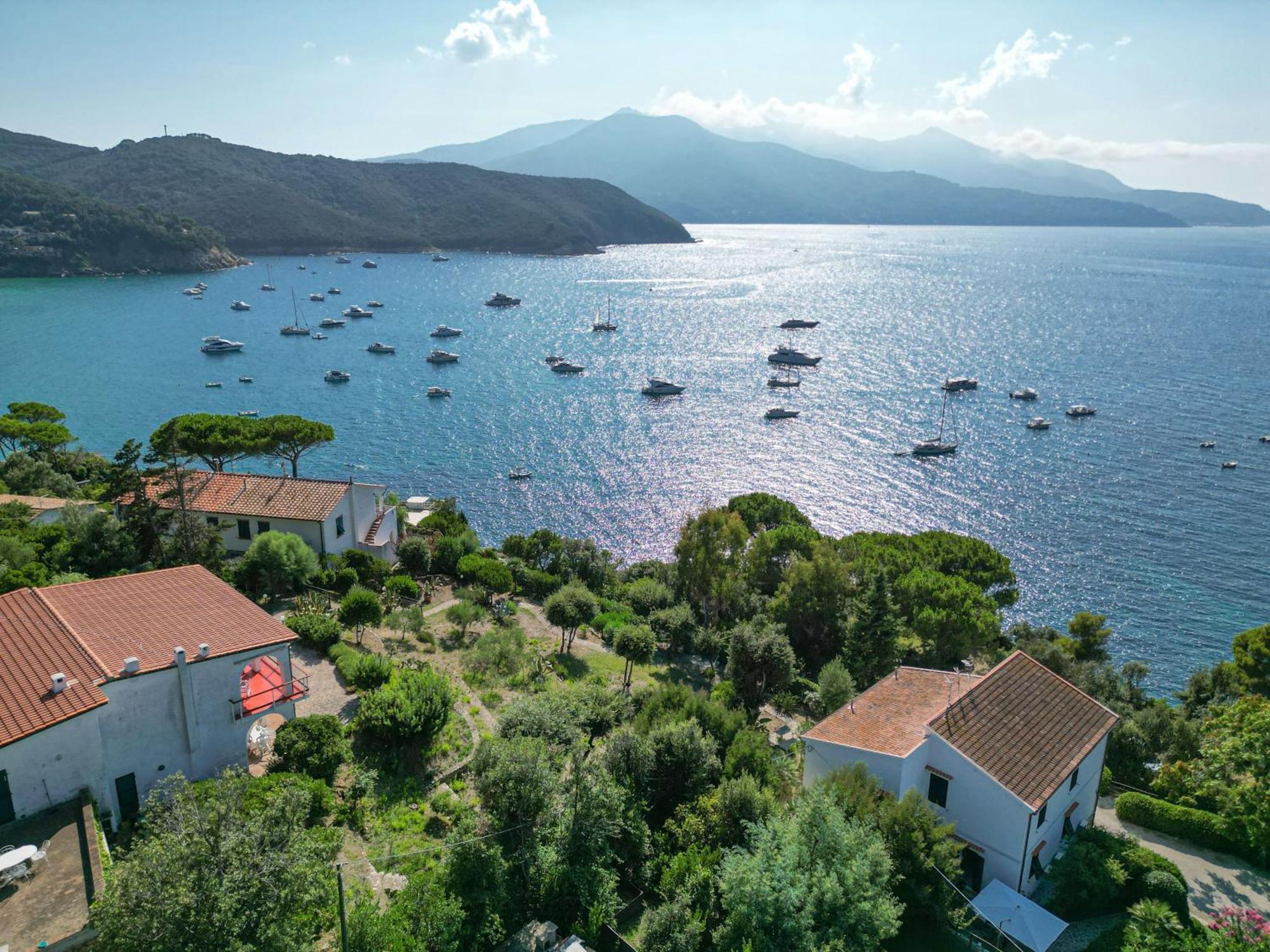La Terrazza Sul Forno - Goelba Apartment Портоферайо Екстериор снимка