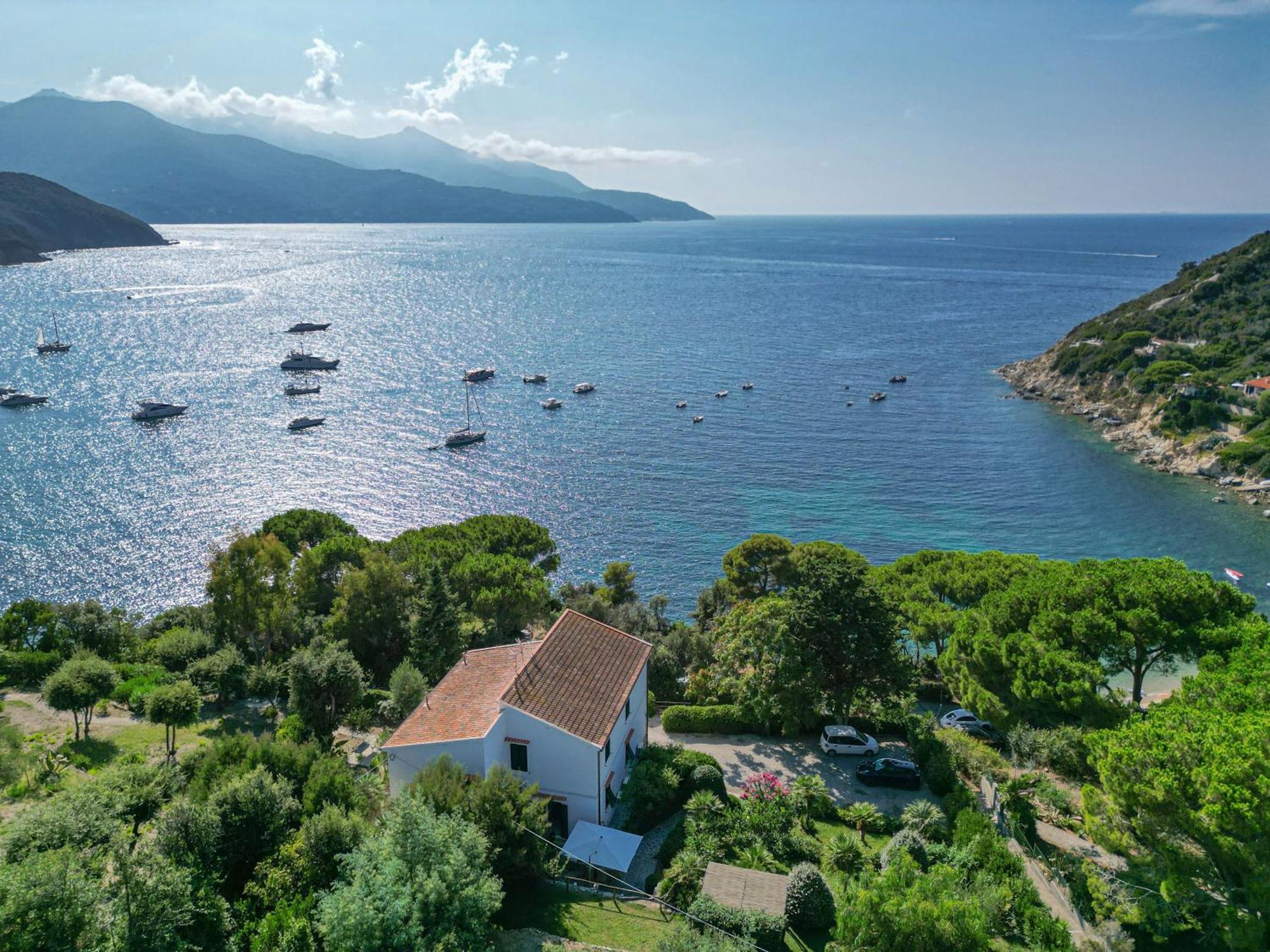 La Terrazza Sul Forno - Goelba Apartment Портоферайо Екстериор снимка